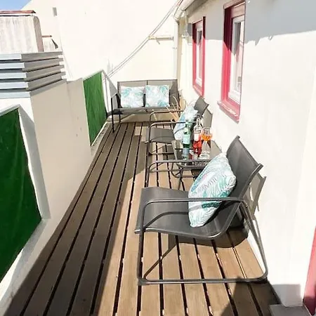 Sun River View Balcony 公寓 *