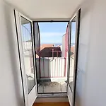 Sun River View Balcony Appartamento